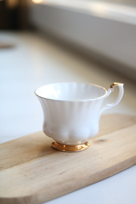 Cozy Sweater Teacup Candles