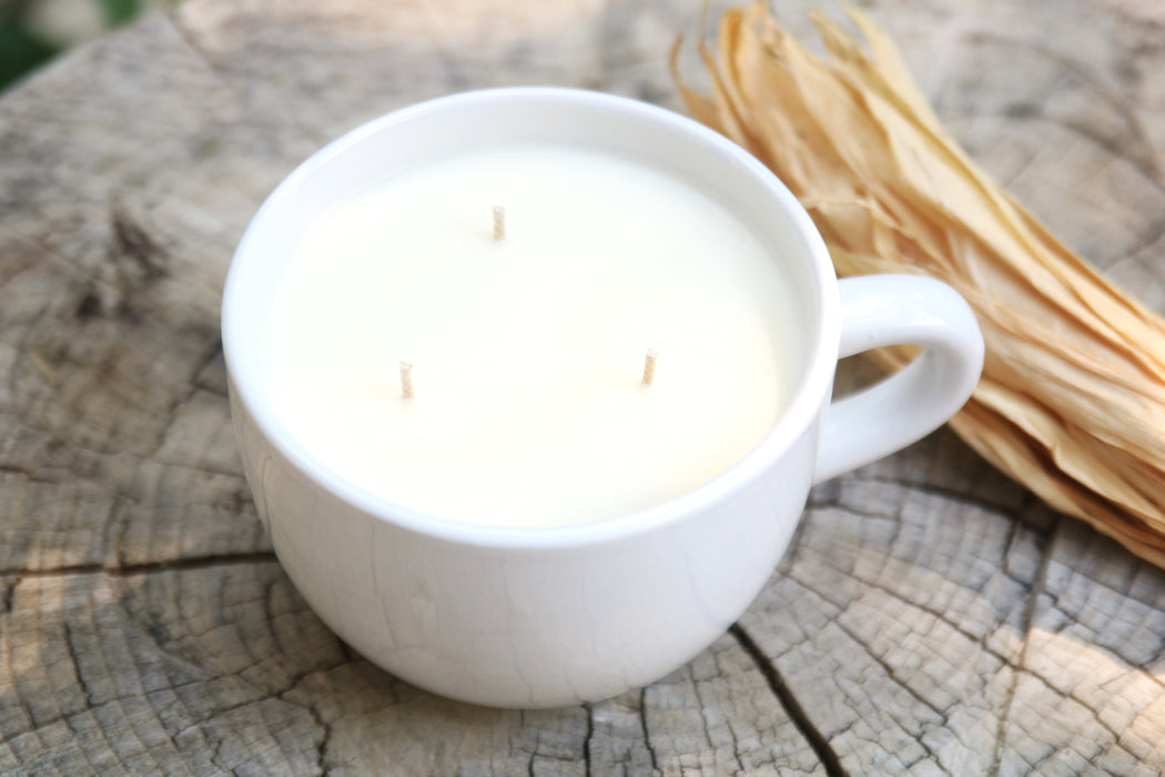 Recycled Teacup Candle - Peppermint Latte