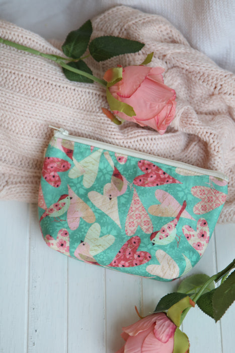 Vintage Hearts Zipper Pouch