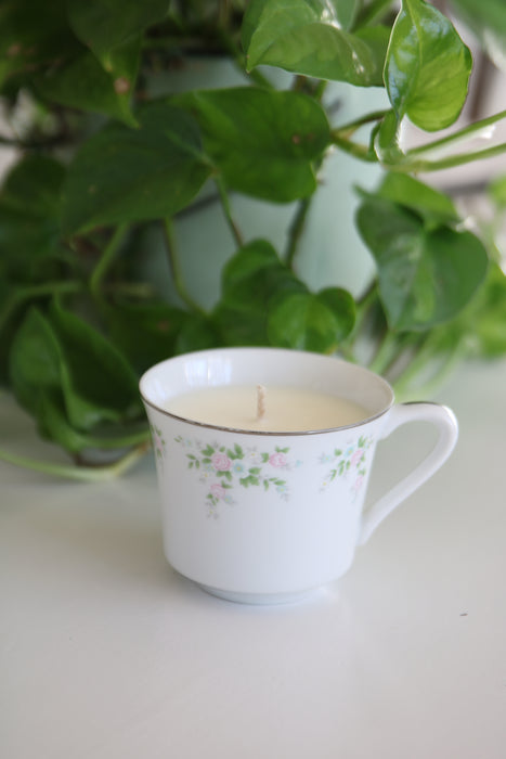 Recycled Teacup Candles