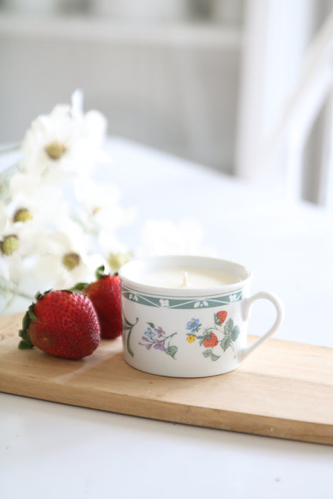 Recycled Teacup Candles