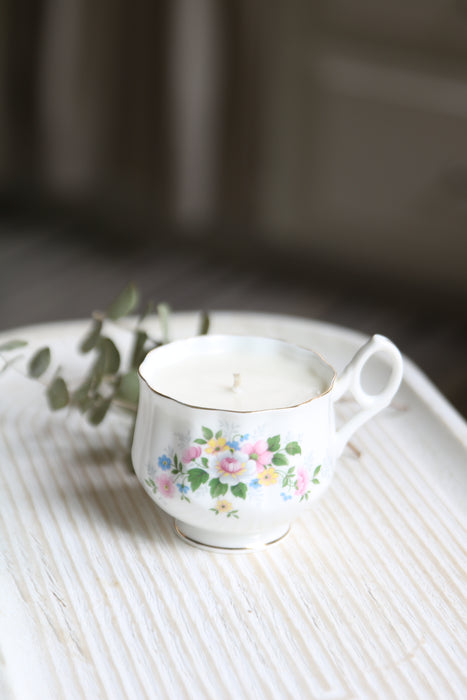 Recycled Teacup Candles