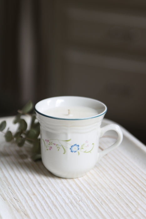 Recycled Teacup Candles