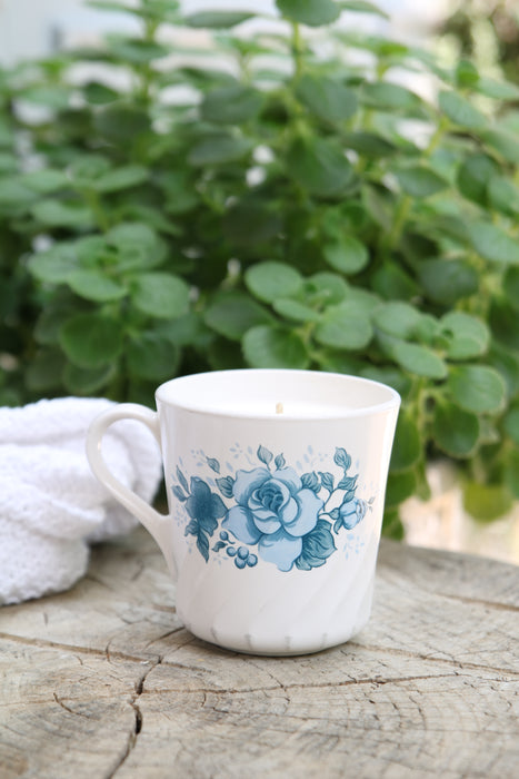 Recycled Teacup Candles