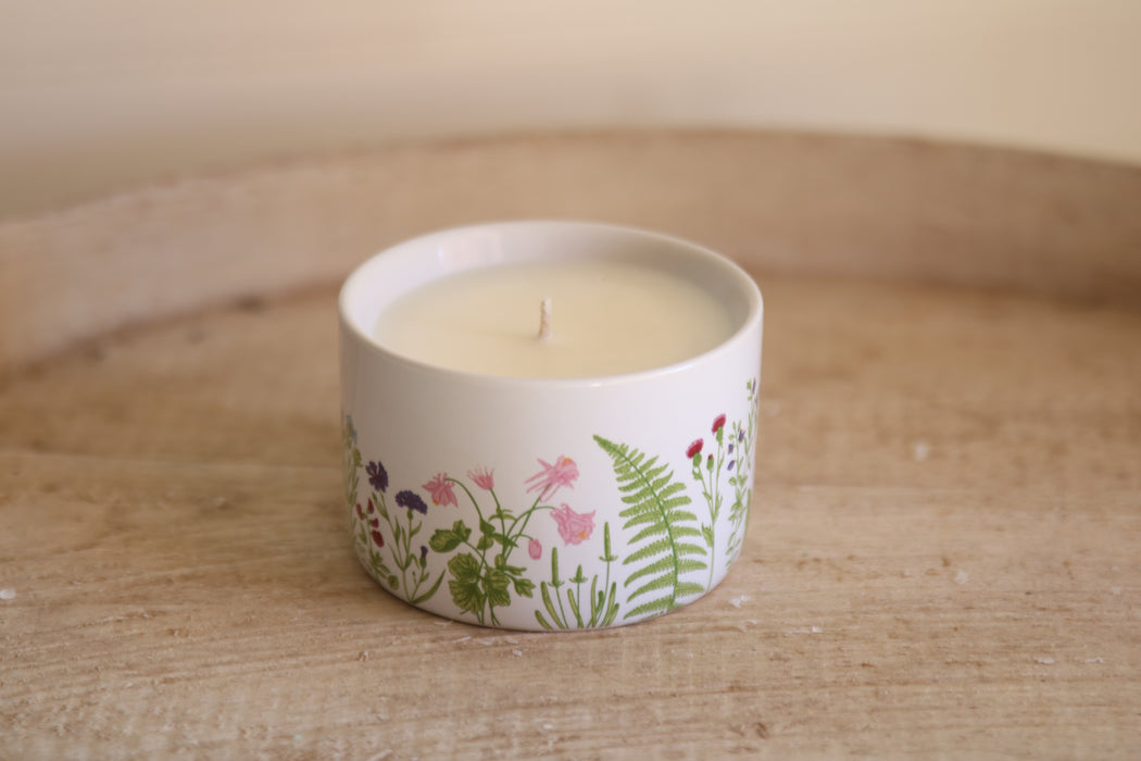 Recycled Winter Teacup Candle - Cranberry Marmalade