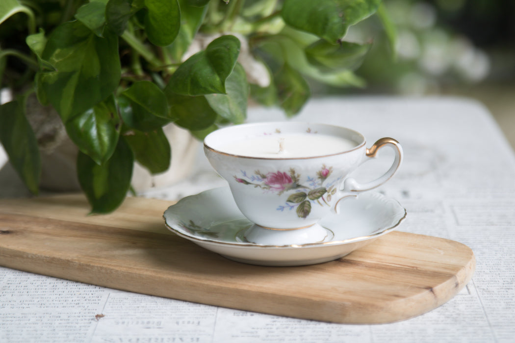 Recycled Teacup Candle - Raspberry & Vanilla (20% off)