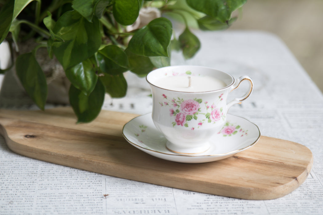 Recycled Teacup Candle - Raspberry & Vanilla (20% off)