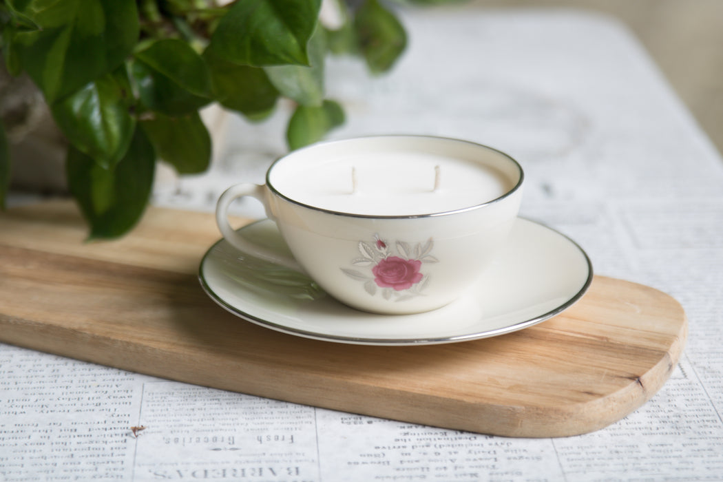 Recycled Teacup Candle - Raspberry & Vanilla (20% off)