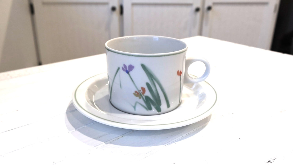 Recycled Teacup Candles